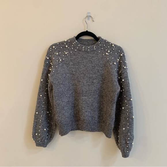 Chicwish Radiant Pearls Knit Sweater Size S/M - Picture 2 of 6